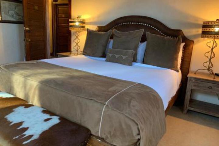 Gage Hotel