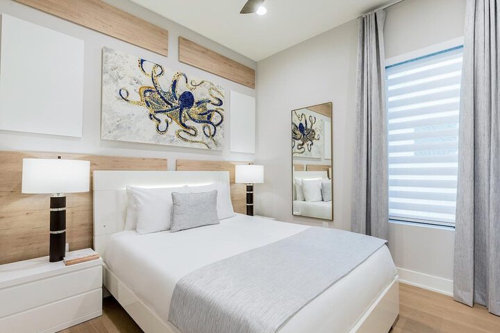 Harbor Island Beach Club Homes by Villatel