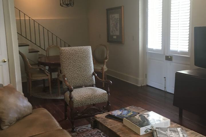 Room 27 of 31