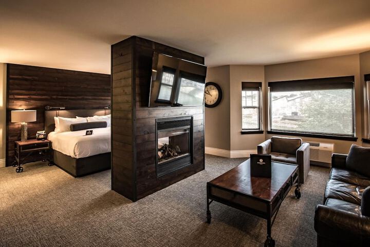 Room 40 of 51