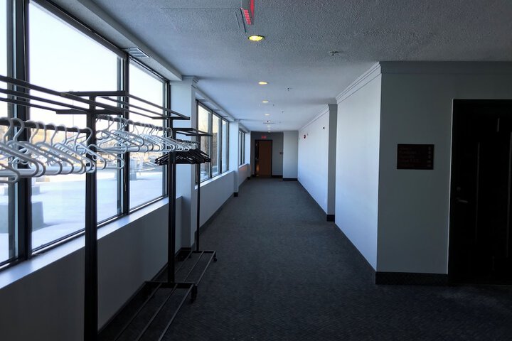 Ballroom/Hall 108 of 127