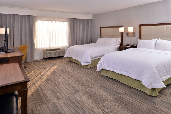 Room 25 of 64