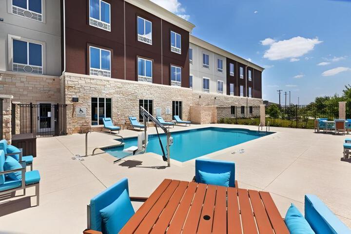 Holiday Inn Express & Suites Killeen - Fort Hood Area by IHG