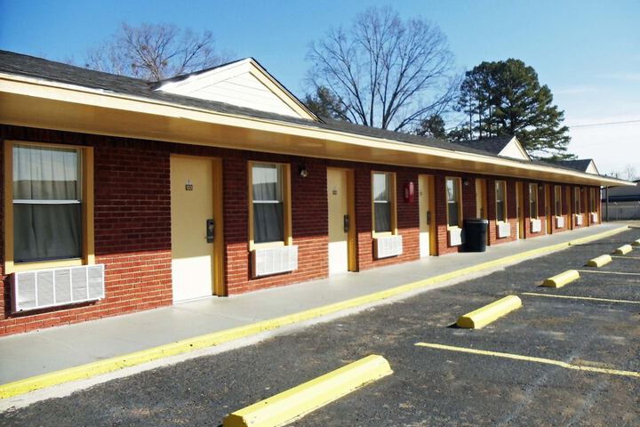 Antlers Budget Inn