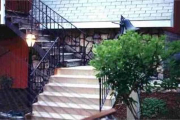 Red Barn Village Bed and Breakfast