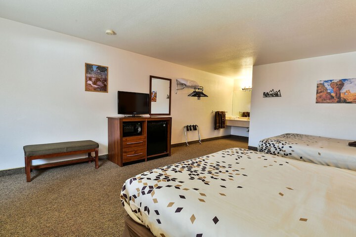 Room 14 of 43