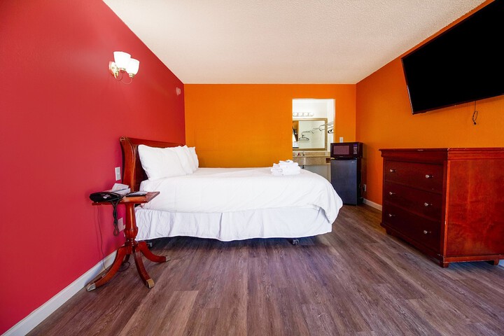 Room 21 of 46