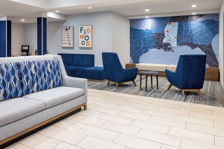 Holiday Inn Express & Suites Flowood by IHG