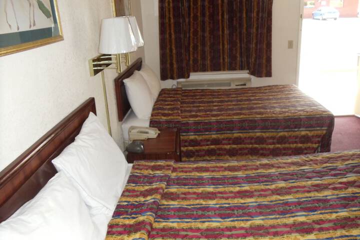 Antlers Budget Inn