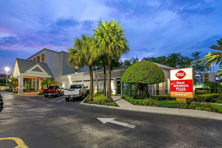 Hotel 3 of 56
