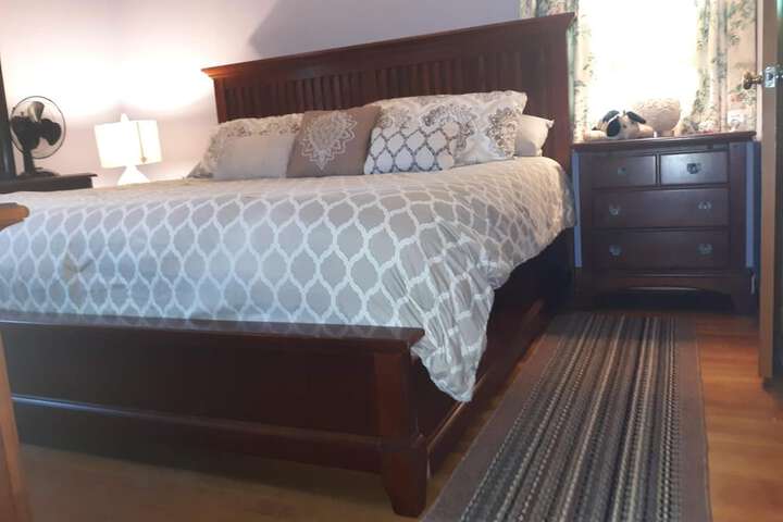 Room 33 of 50