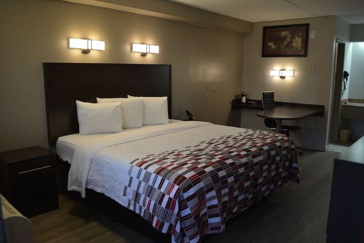 Room 16 of 31