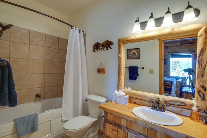 Alma Mountain Getaway w / Private Hot Tub & Views