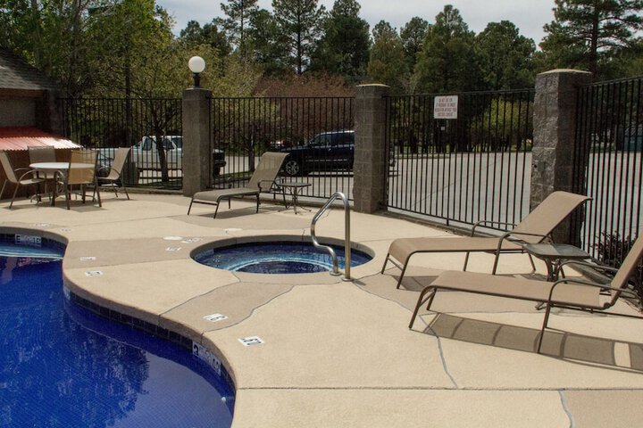 Pool 11 of 48