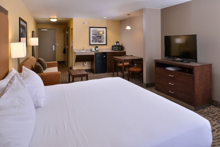 Room 42 of 57