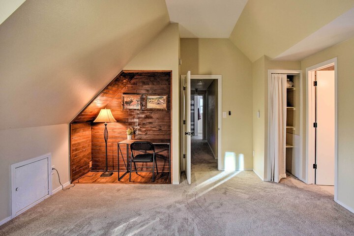 mountain Haven w / Deck + Pikes Peak Views!