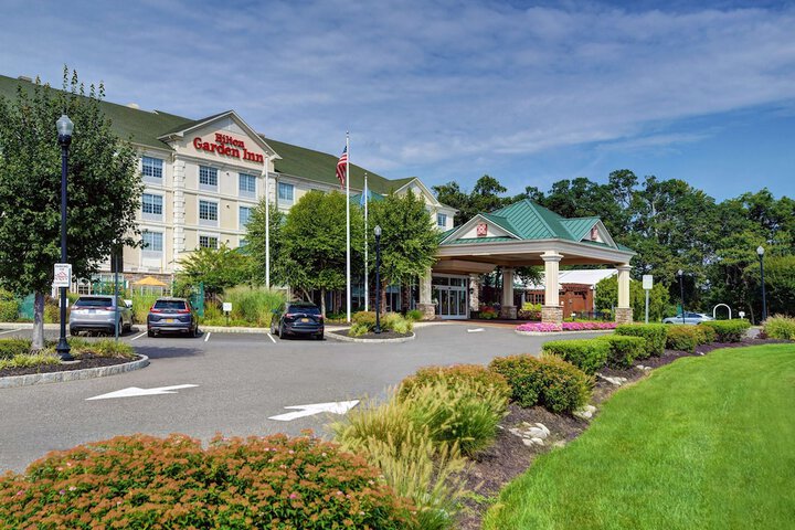 Hotel 8 of 66