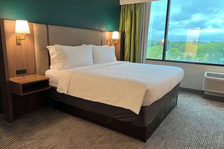 Room 29 of 52