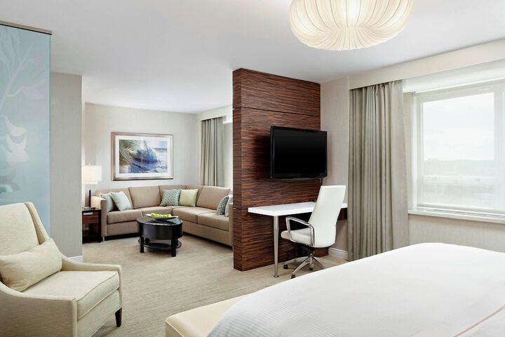Room 28 of 71