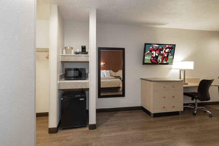 Room 35 of 54
