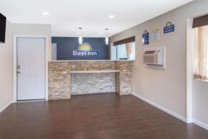 Travelodge Elmsford
