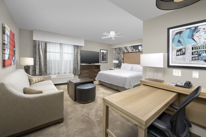 Room 27 of 41