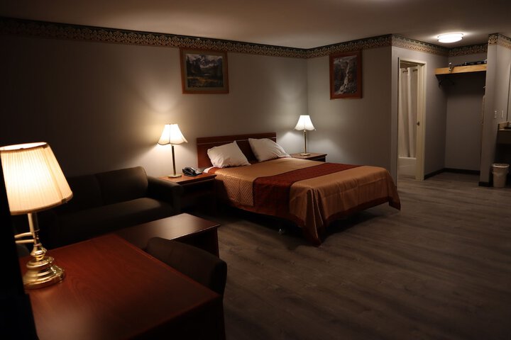 Room 13 of 47