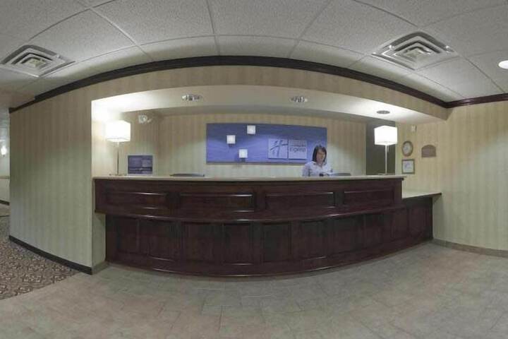 Holiday Inn Express Greensburg by IHG
