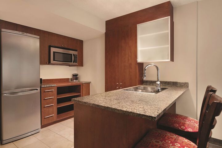 Room 12 of 48