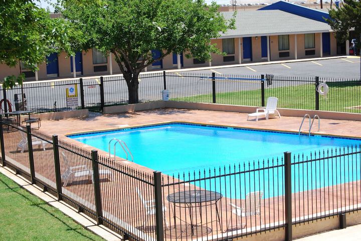 Pool 4 of 43