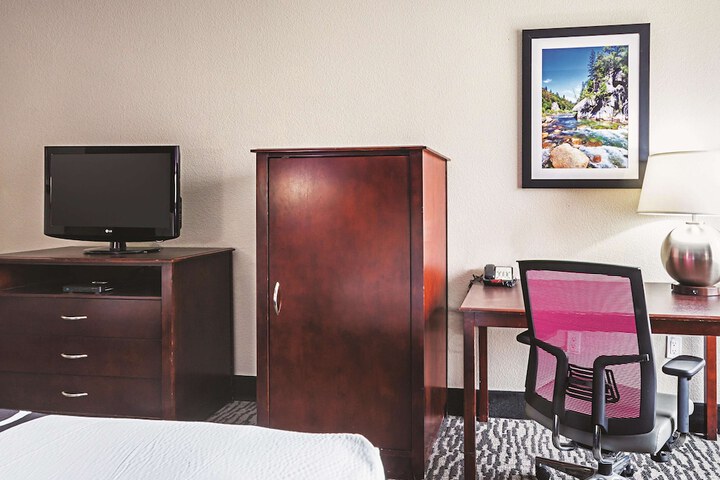 Room 21 of 56
