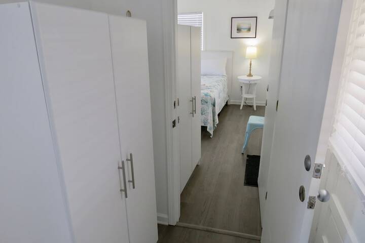 Room 90 of 104