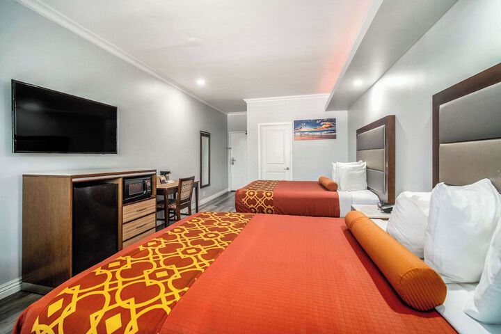 Rodeway Inn & Suites Pasadena
