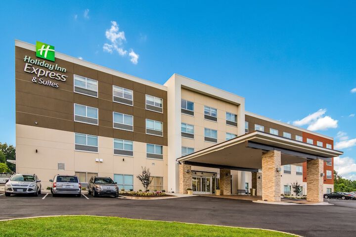 Holiday Inn Express and Suites Asheboro by IHG