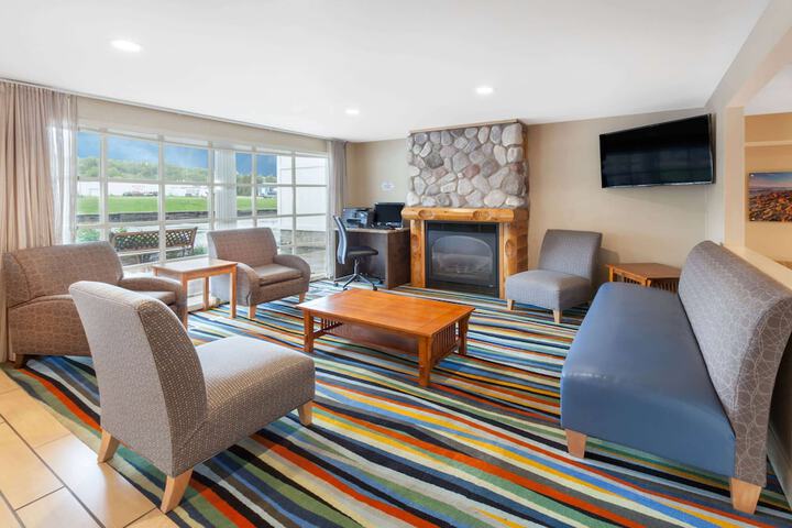 Hotel Interior 18 of 49