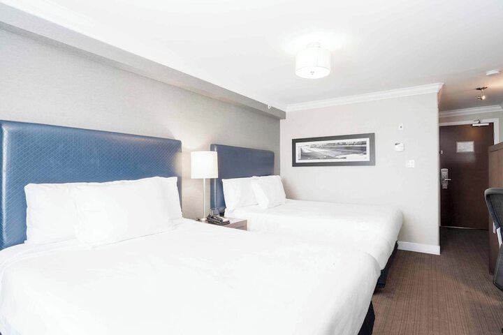 Sandman Signature Prince George Hotel