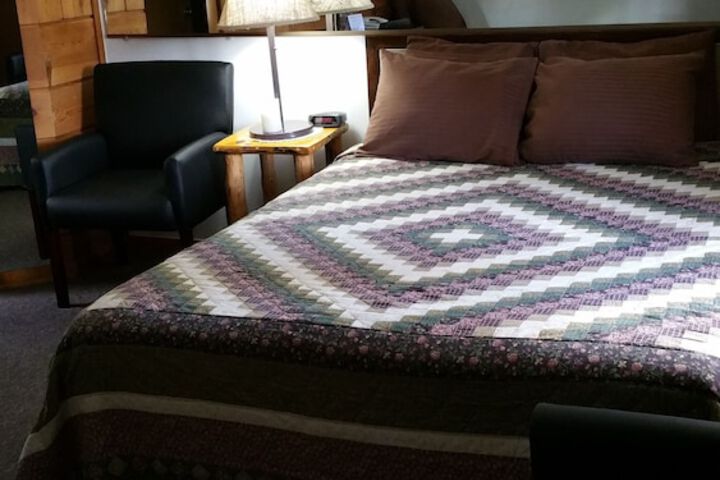 Room 12 of 89