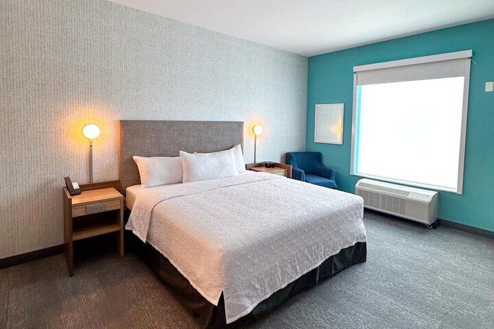 Room 48 of 87