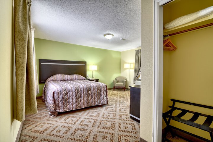 Roosevelt Inn and Suites Saratoga Springs