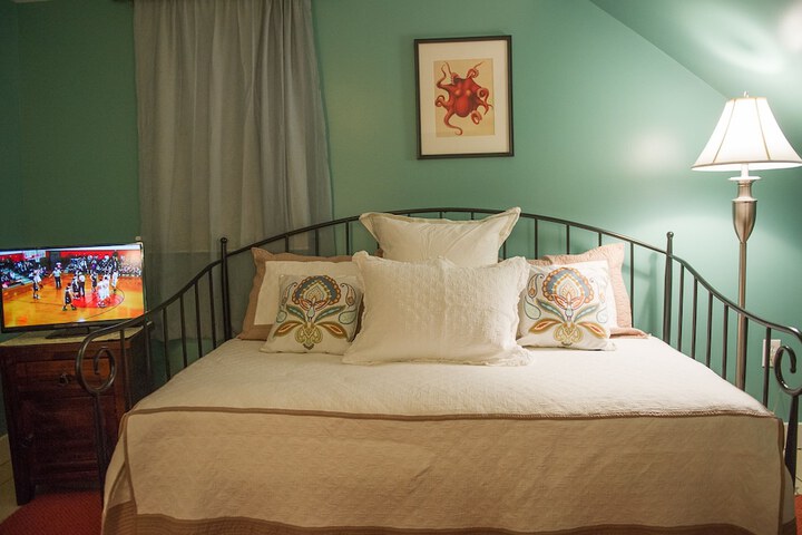 Room 42 of 88