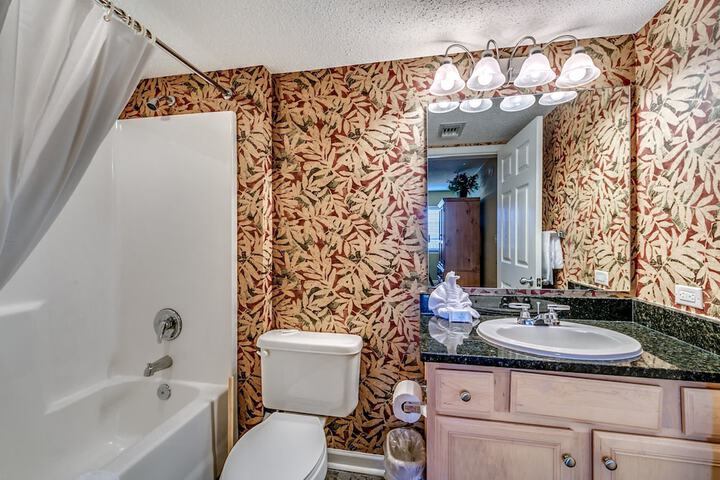 Room 21 of 32