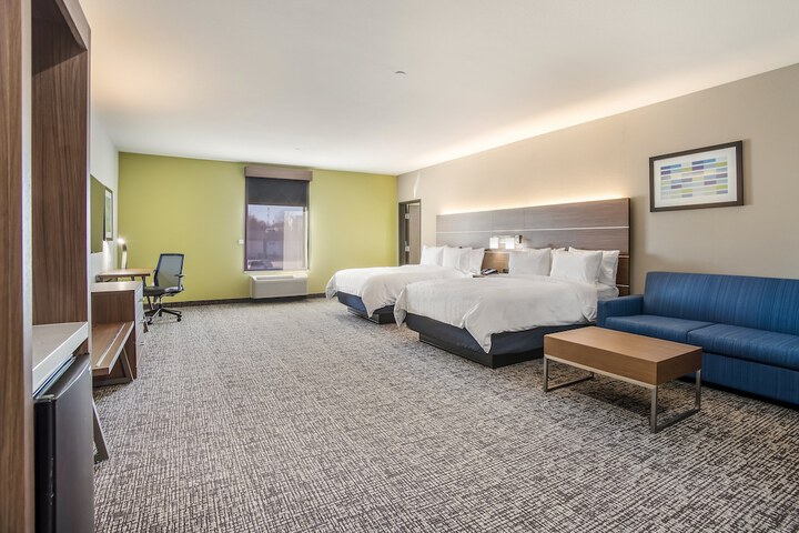 Room 22 of 46