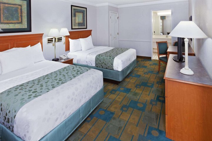 Room 21 of 59