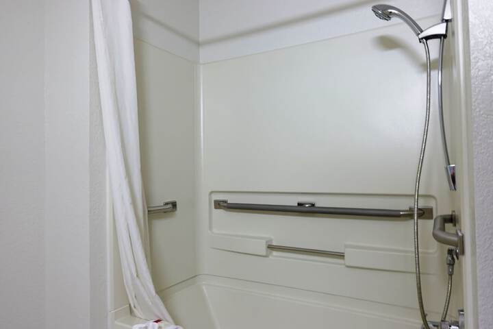 Room 20 of 47