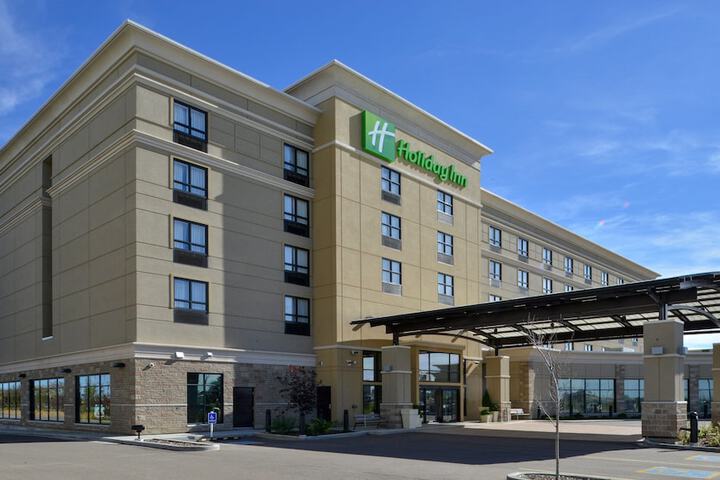 Hotel 2 of 61