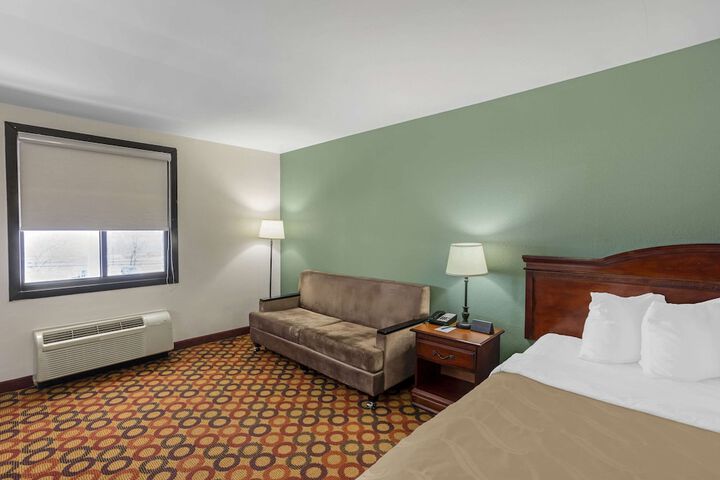 Room 20 of 32