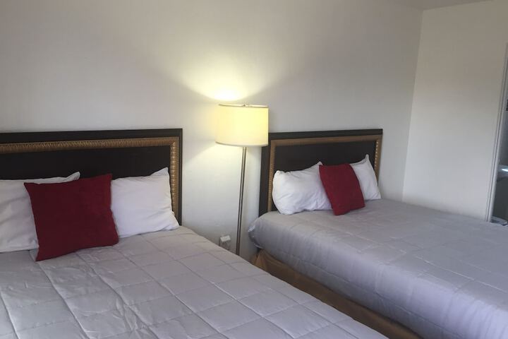 Room 17 of 24