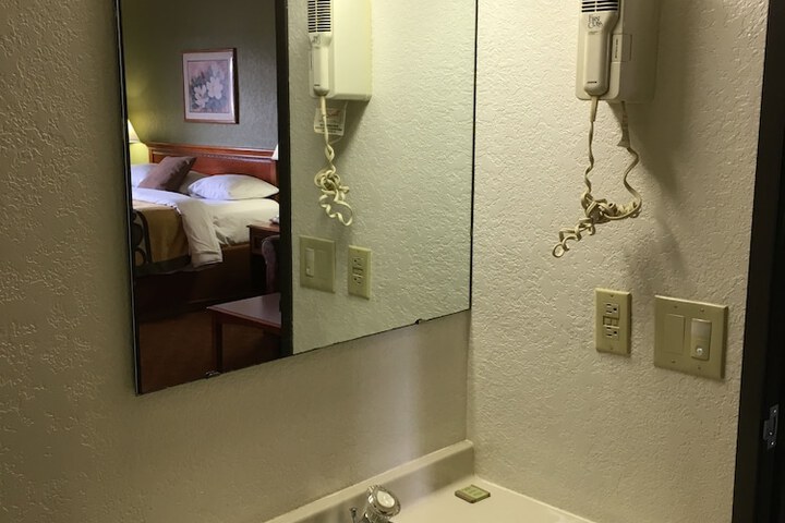 Room 35 of 50