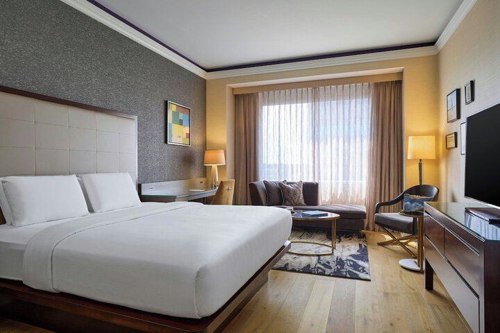 The Henry Hotel Autograph Collection
