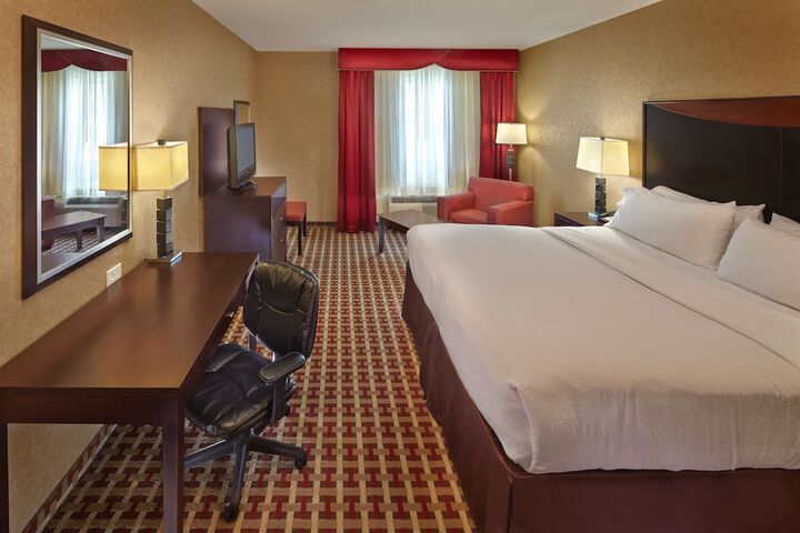 Room 10 of 36